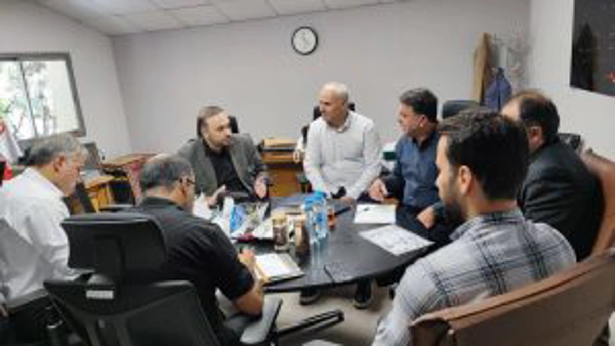 نشست هماهنگی مسئولان فدراسیون تنیس با محوریت خدمت‌رسانی در مراسم وداع و تشییع رهبر شهید